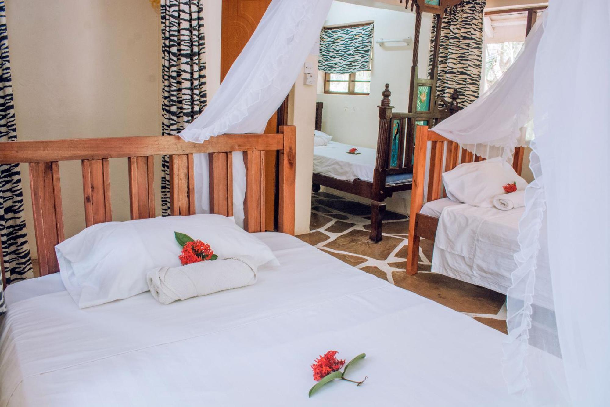 Kijani Cottages In Diani Diani Beach Exterior photo
